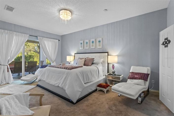 Image No.19-4 Bed Property for sale