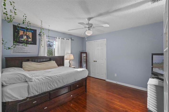 Image No.31-4 Bed Property for sale