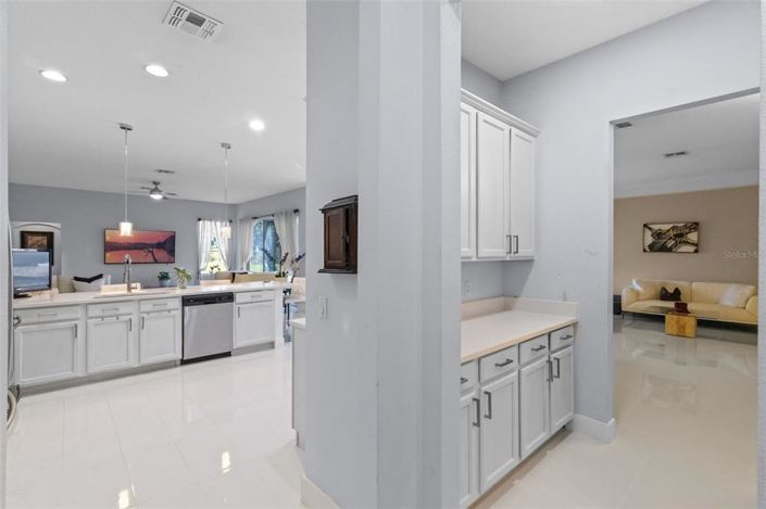 Image No.35-4 Bed Property for sale