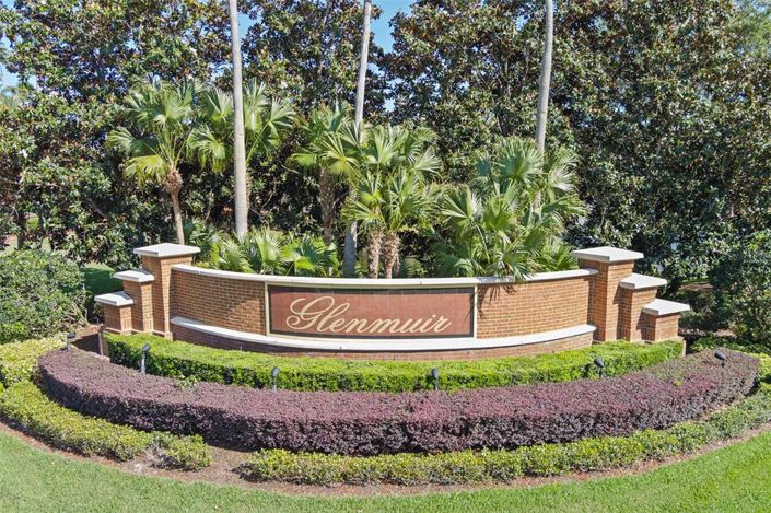 Image No.55-4 Bed Property for sale