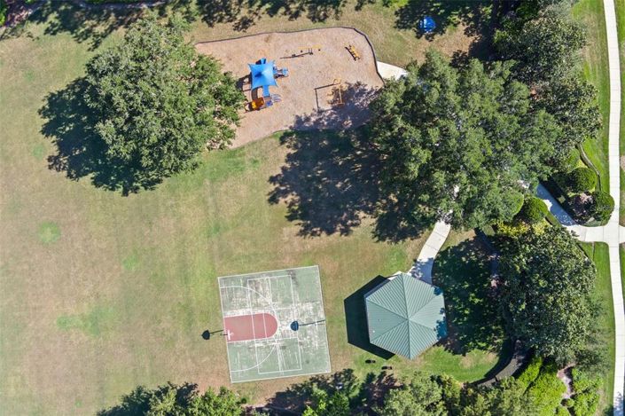 Image No.56-4 Bed Property for sale