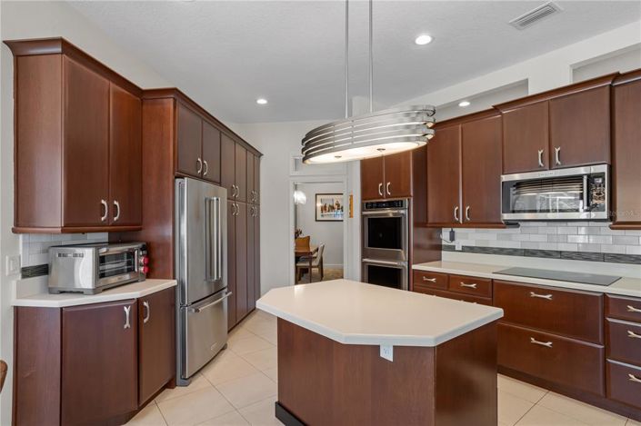 Image No.14-4 Bed Property for sale