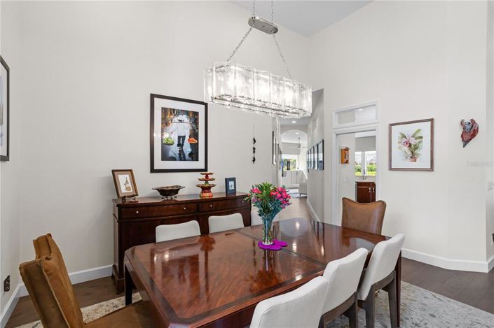 Image No.18-4 Bed Property for sale