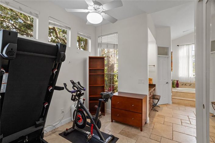 Image No.24-4 Bed Property for sale