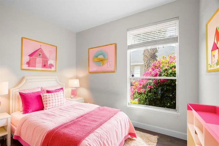 Image No.33-4 Bed Property for sale