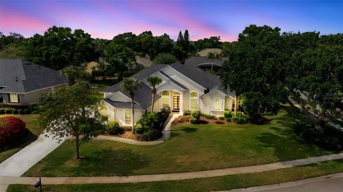 Image No.48-4 Bed Property for sale