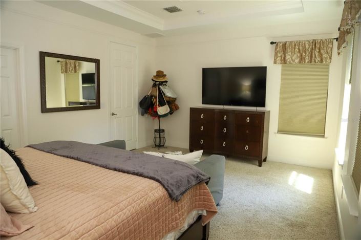 Image No.5-5 Bed Property for sale