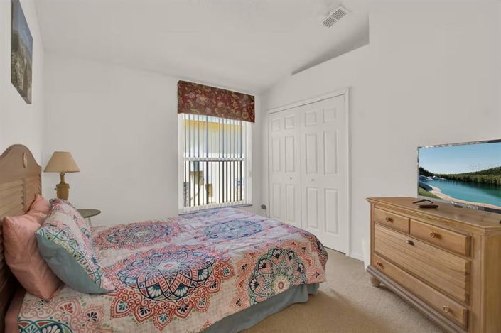 Image No.8-4 Bed Property for sale