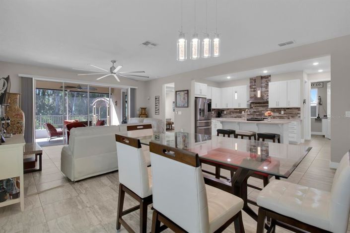 Image No.8-Propriété de 4 chambres à vendre à Kissimmee