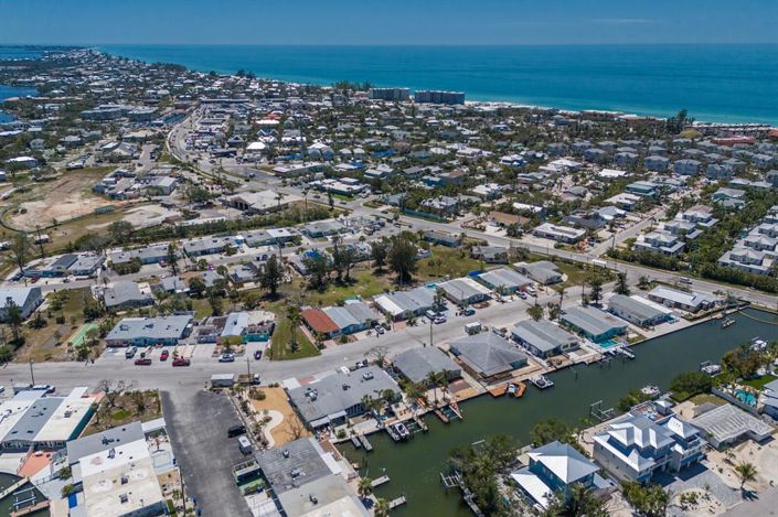 Image No.3-Propriété de 2 chambres à vendre à Holmes Beach