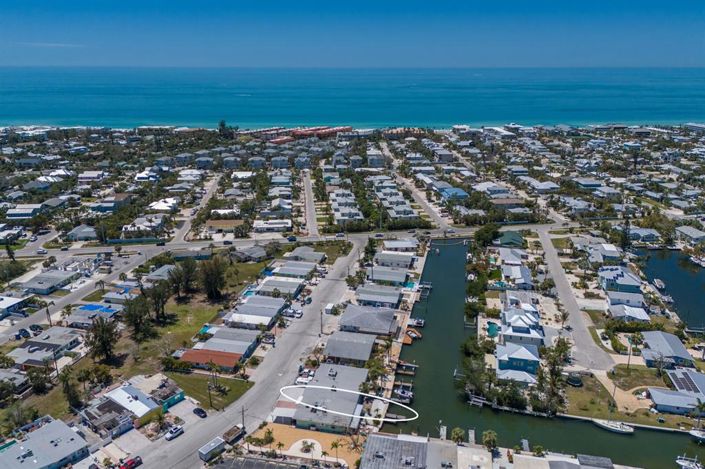 Image No.33-Propriété de 2 chambres à vendre à Holmes Beach