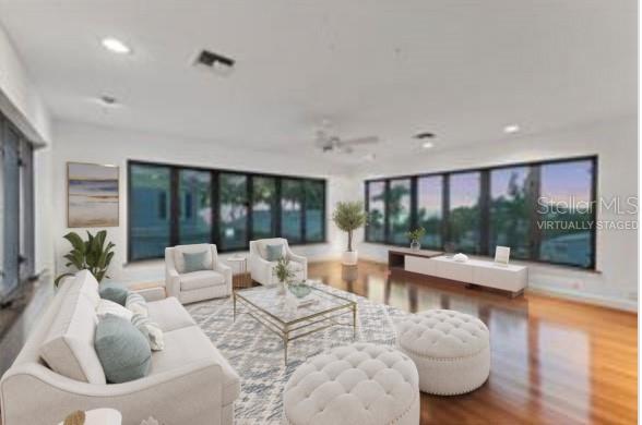 Image No.22-3 Bed Property for sale