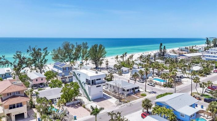 Image No.3-Propriété de 3 chambres à vendre à Holmes Beach