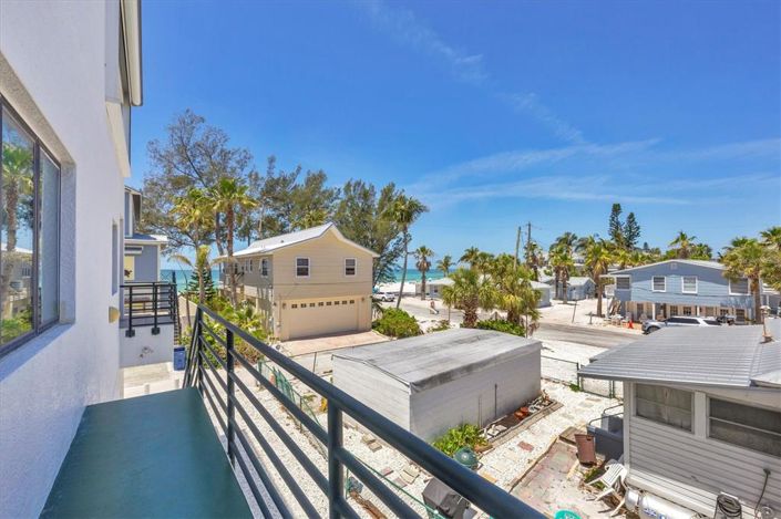 Image No.32-3 Bed Property for sale