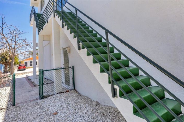 Image No.35-3 Bed Property for sale