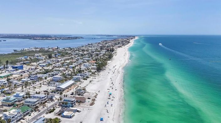 Image No.45-3 Bed Property for sale