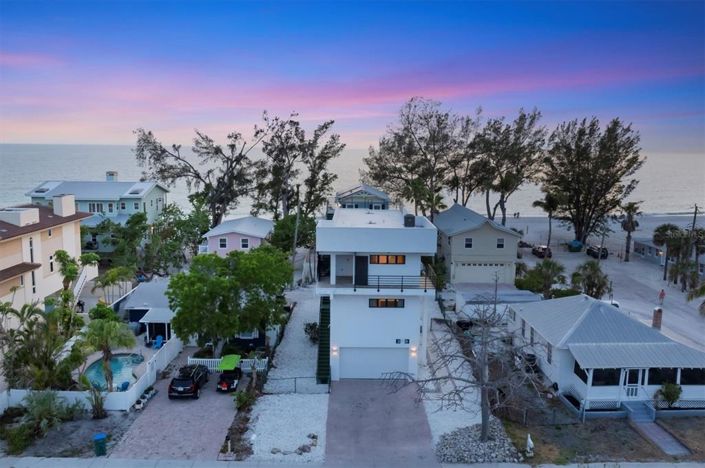 Image No.5-3 Bed Property for sale