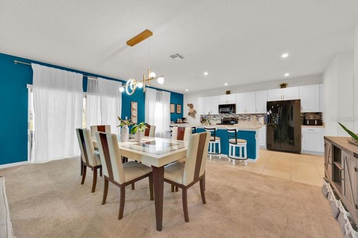 Image No.5-Propriété de 4 chambres à vendre à Kissimmee