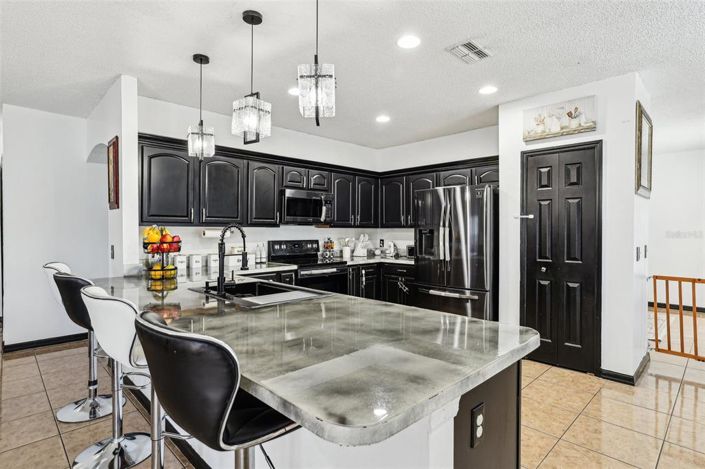 Image No.16-4 Bed Property for sale