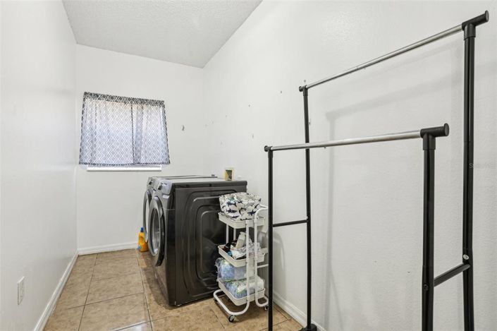 Image No.18-4 Bed Property for sale