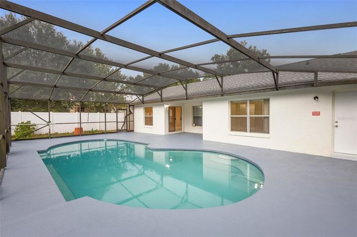 Image No.33-Propriété de 4 chambres à vendre à Clermont