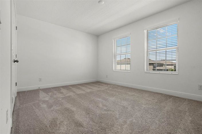 Image No.30-4 Bed Property for sale