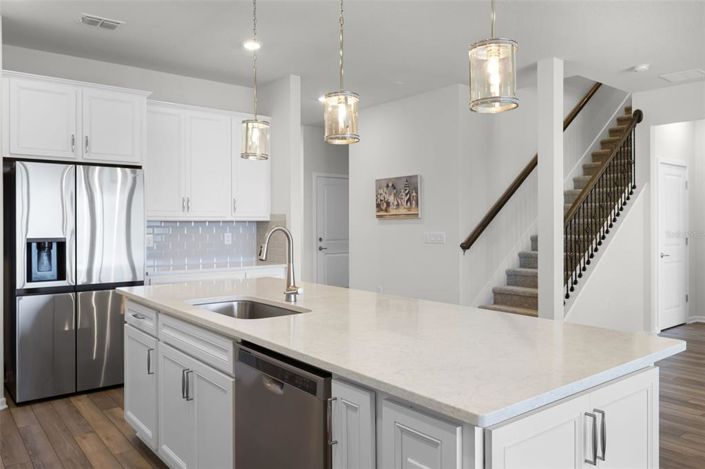 Image No.10-4 Bed Property for sale