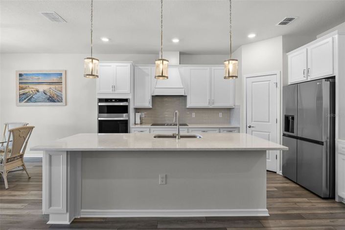 Image No.12-4 Bed Property for sale