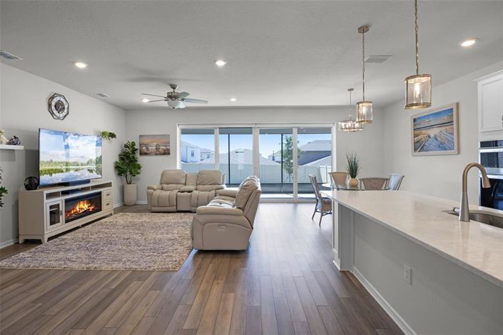 Image No.2-4 Bed Property for sale