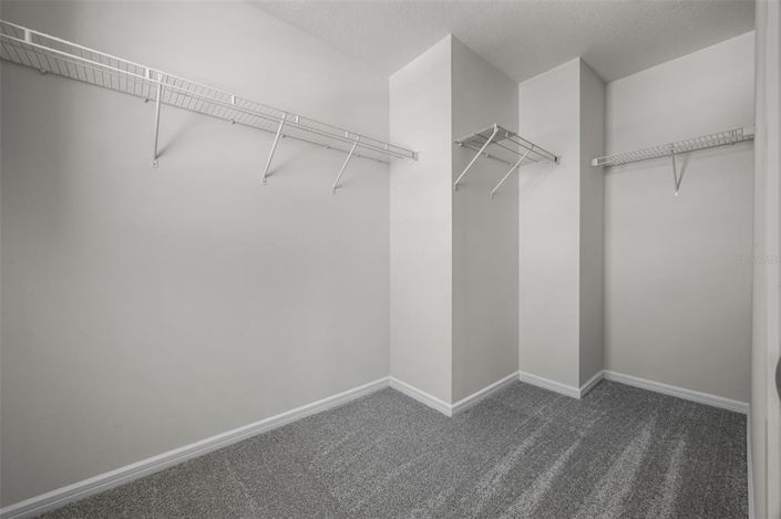 Image No.30-4 Bed Property for sale