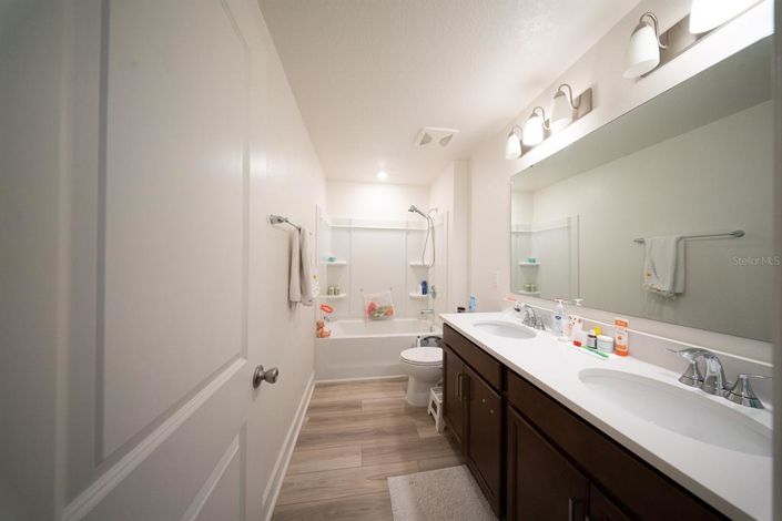 Image No.40-Propriété de 4 chambres à vendre à Clermont