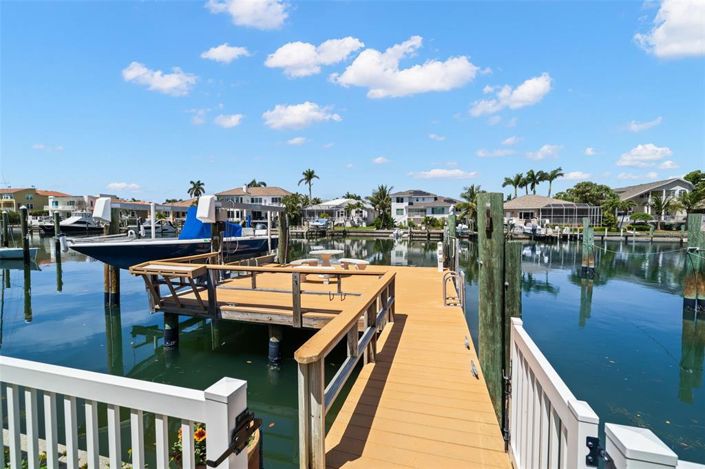 Image No.42-4 Bed Property for sale