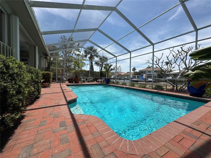 Image No.47-4 Bed Property for sale