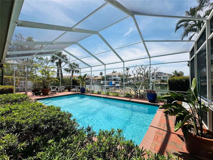 Image No.48-4 Bed Property for sale