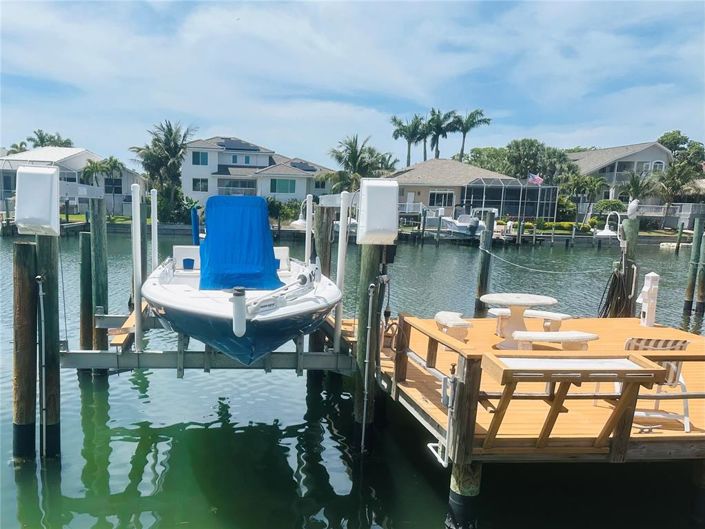 Image No.73-4 Bed Property for sale