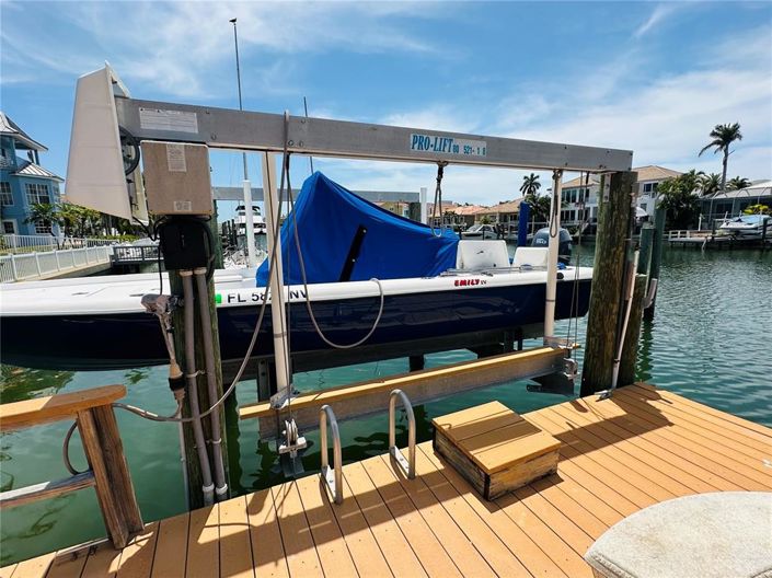 Image No.74-4 Bed Property for sale