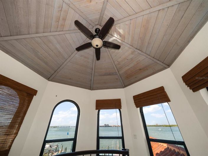 Image No.21-4 Bed Property for sale