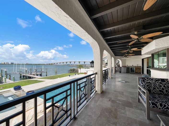 Image No.3-4 Bed Property for sale