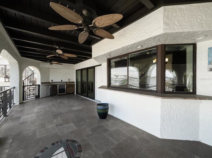 Image No.30-4 Bed Property for sale