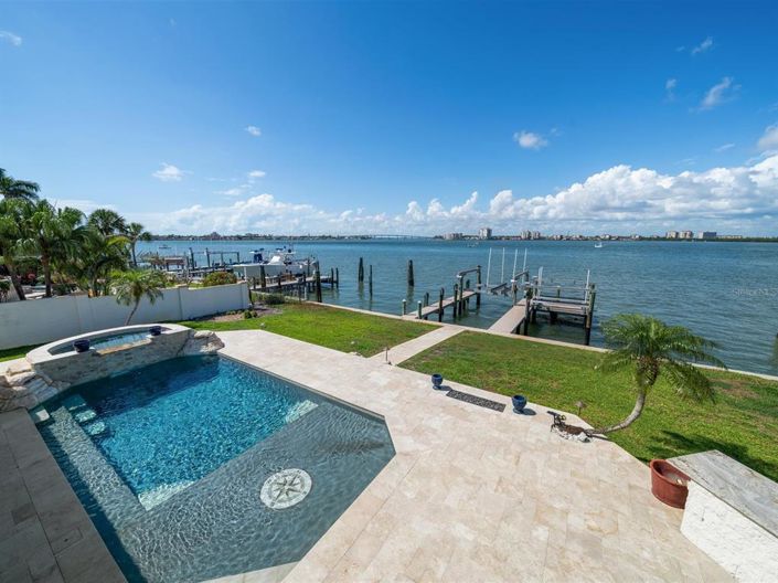 Image No.34-4 Bed Property for sale