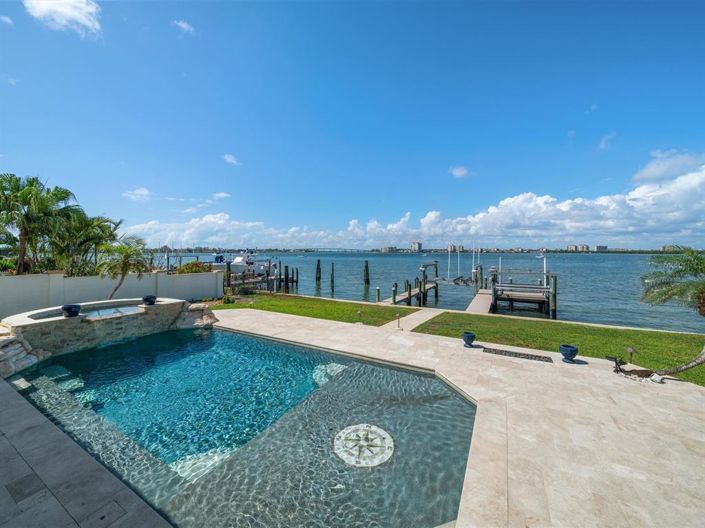 Image No.35-4 Bed Property for sale