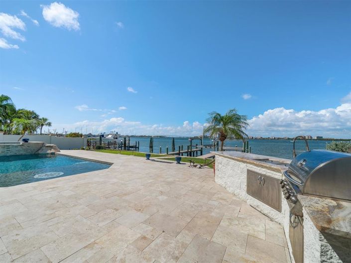 Image No.36-4 Bed Property for sale