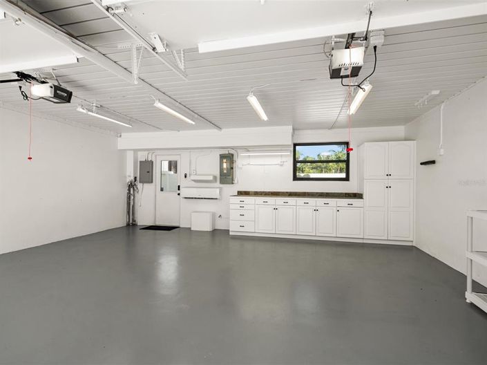 Image No.46-4 Bed Property for sale