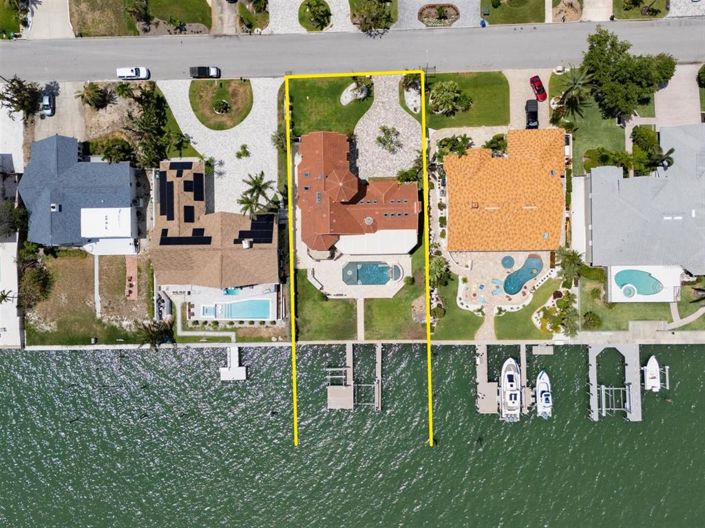 Image No.52-4 Bed Property for sale