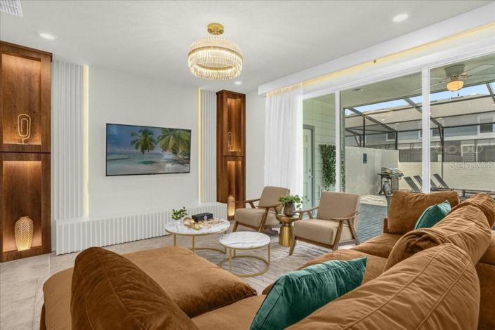 Image No.11-5 Bed Townhouse for sale