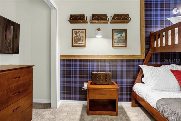 Image No.32-5 Bed Townhouse for sale