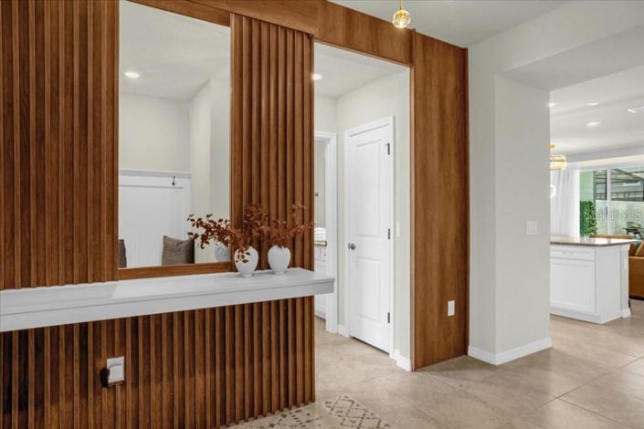 Image No.4-5 Bed Townhouse for sale