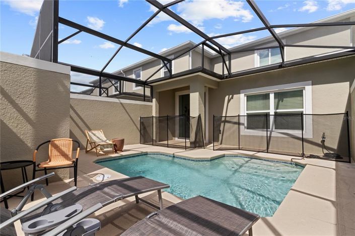 Image No.11-5 Bed Townhouse for sale