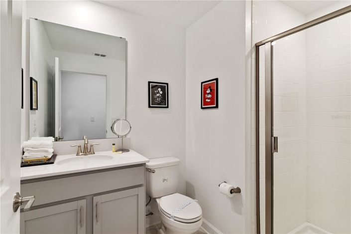 Image No.26-5 Bed Townhouse for sale