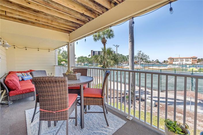 Image No.11-3 Bed Townhouse for sale